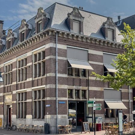 Hostel & Bar De Basis ズヴォレ エクステリア 写真