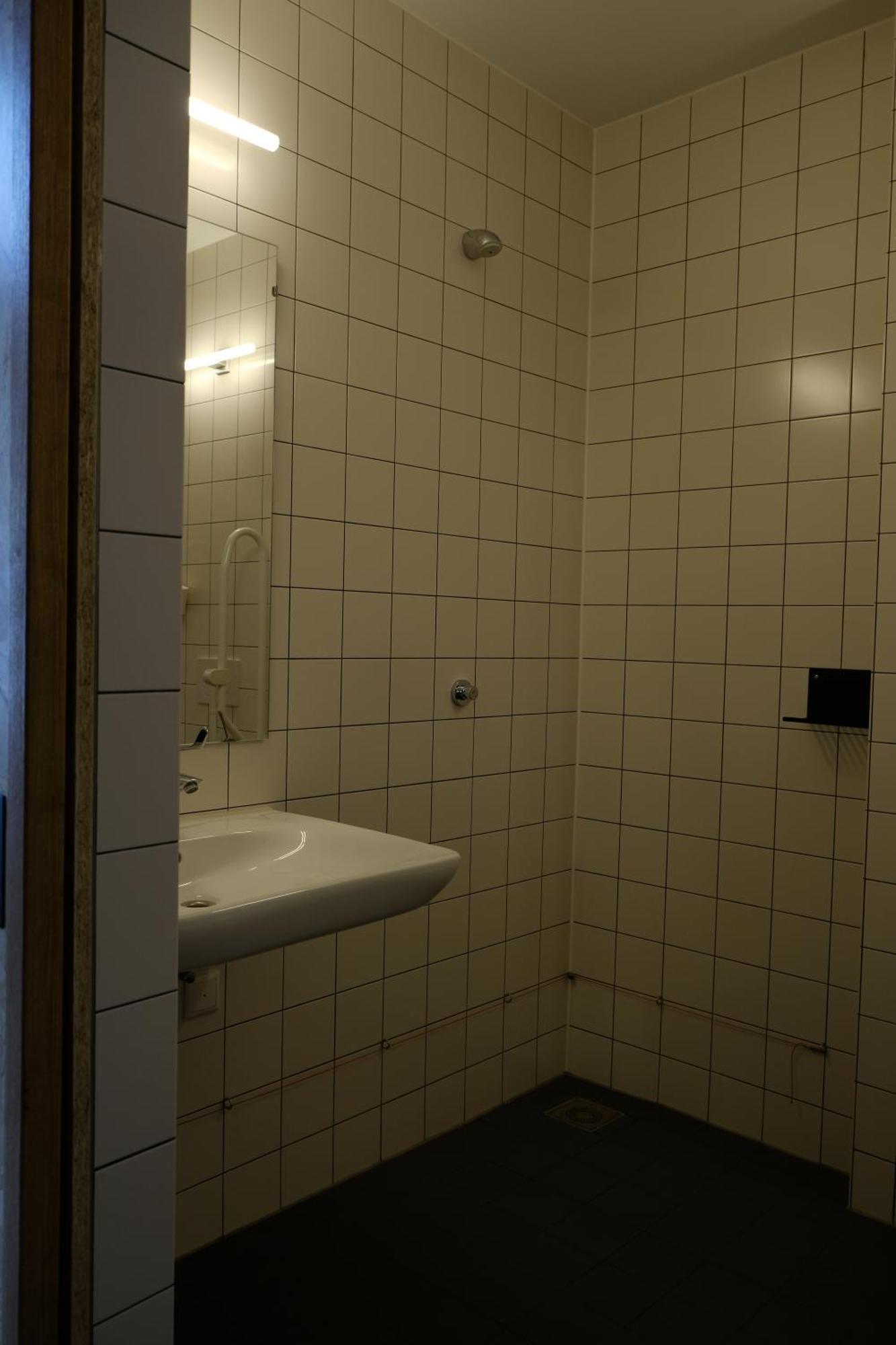 Hostel & Bar De Basis ズヴォレ エクステリア 写真
